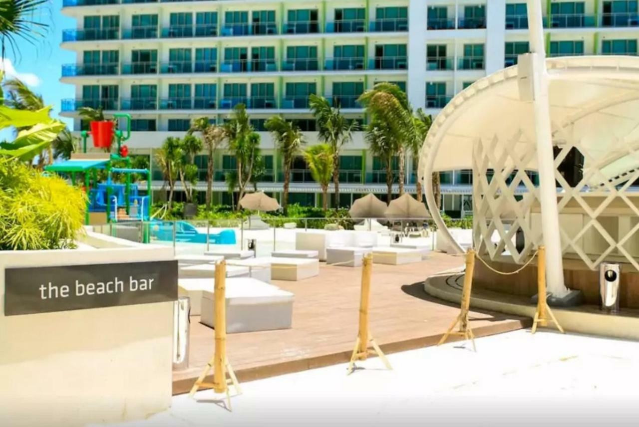 Azure C5 Man-Made Beach Balcony Multiple Units Manila Exterior photo
